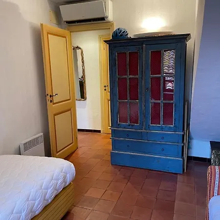 150 M2, 2 Terrasses , Vieille Ville Et Vue Daire