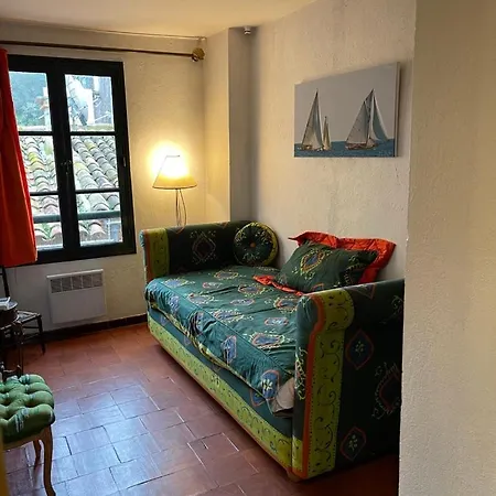 150 M2, 2 Terrasses , Vieille Ville Et Vue Daire