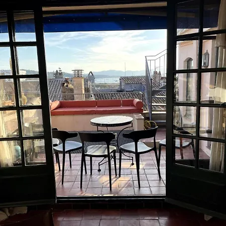 Daire 150 M2, 2 Terrasses , Vieille Ville Et Vue *